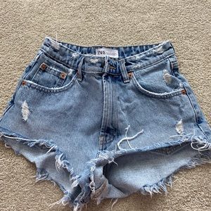 ZARA cut off denim shorts